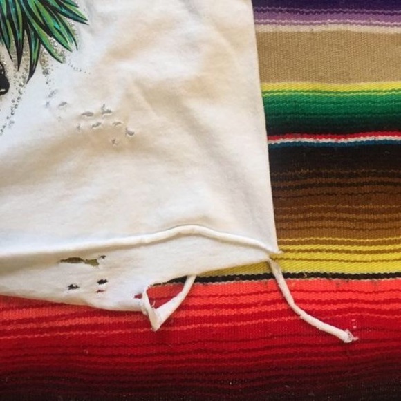 Vintage, Distressed, Raw Edged Brown Wolf Crop top - Picture 7 of 8